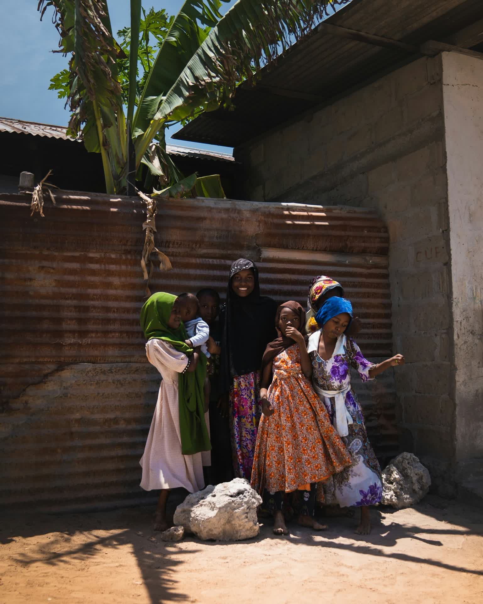 L’exclusion persistante des femmes, des jeunes et des populations rurales de l’économie formelle réduit le potentiel global de croissance inclusive